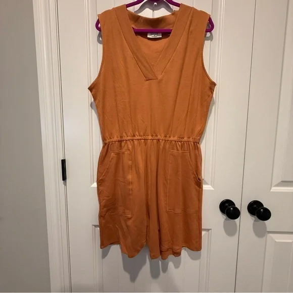 Zenana V-Neck Warm Orange-Brown Cotton Romper - Picture 2 of 7